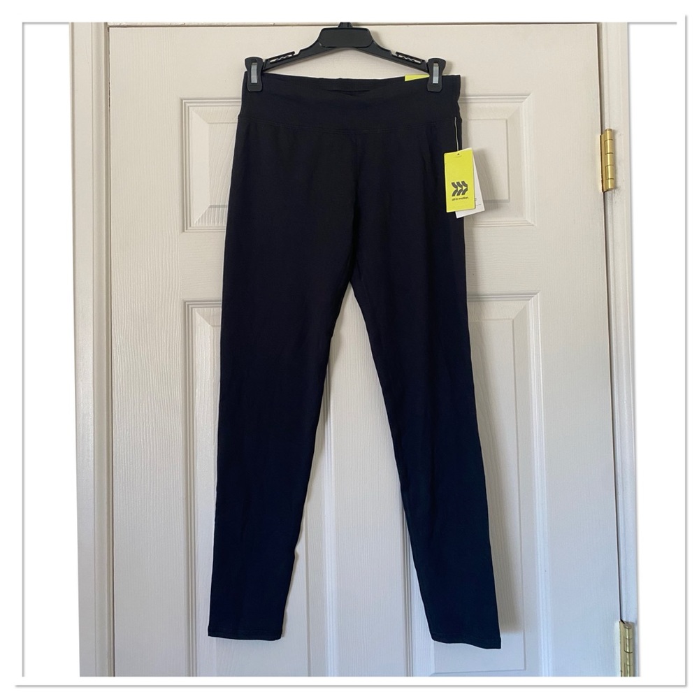 Girl’s Performance Leggings All In Motion - Picture 2 of 4